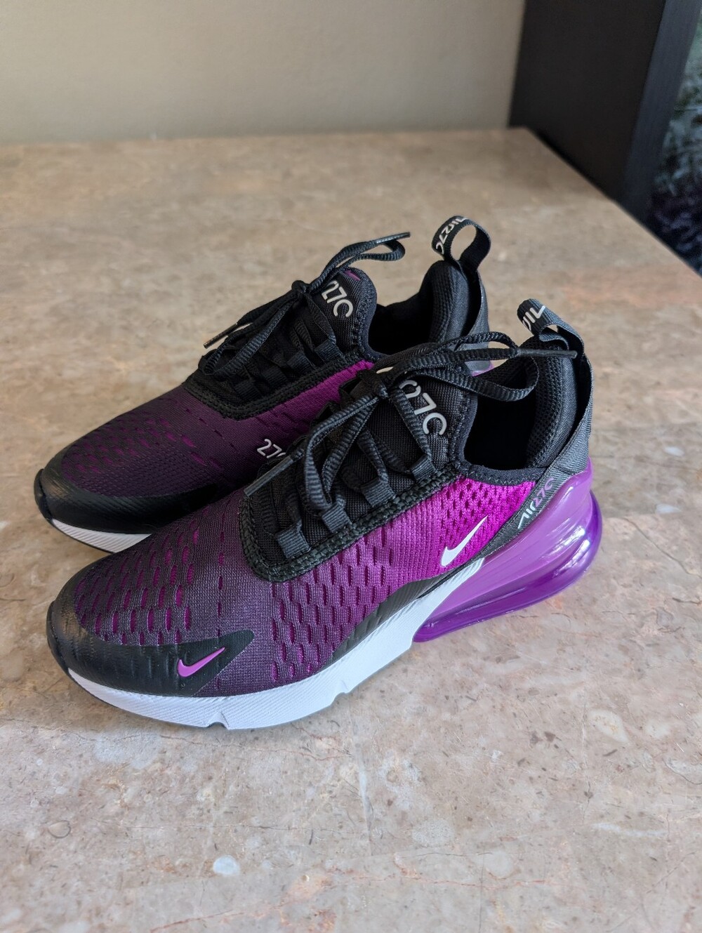Nike Air Max 270 GS Vivid Purple/Black Running Shoes Youth Size 4Y New No Box - Picture 2 of 10